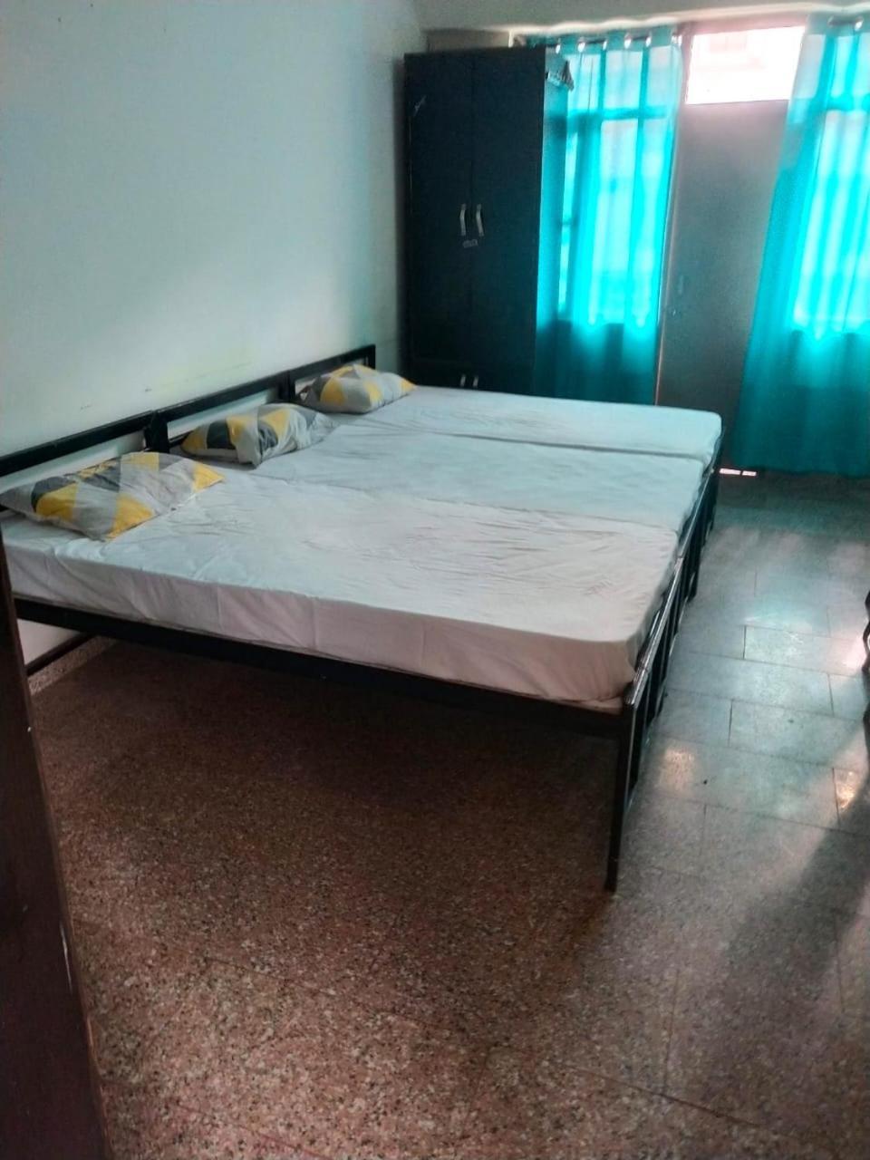 Abuzz Oxfordcaps Chanakya Hostel Solan Extérieur photo